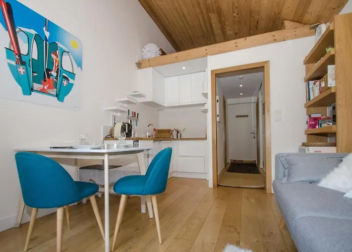 A Avec Parking, Proche Du Centre - Fr-1-343-203