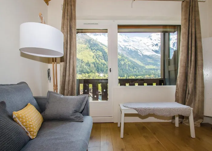 A Avec Parking, Proche Du Centre - Fr-1-343-203 *